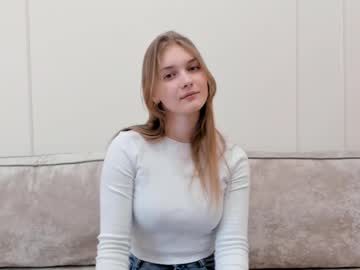 girl hi_hru_bb image #6418890