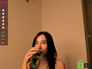 girl naiamo image #2579514