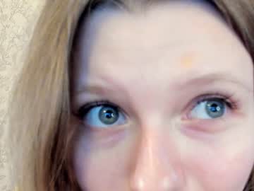 girl alainaestrada image #5482578