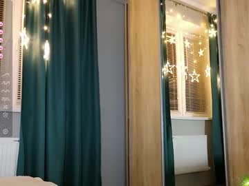 girl small_blondee image #5932305