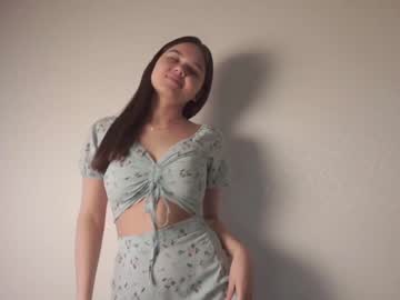 girl helenmoors image #3923634