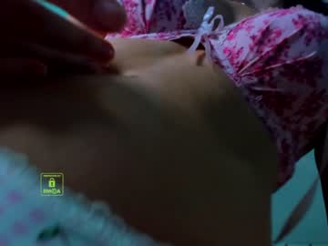 girl demurelixir image #4198532