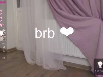 girl small_blondee image #3049987