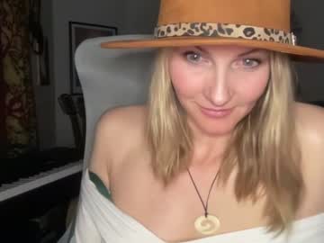 girl kaileeshy image #1418249