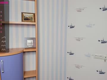 girl shy_media image #4424158