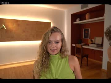 girl chillwithkira image #2572233
