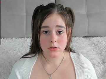 girl emilia_me image #1262134