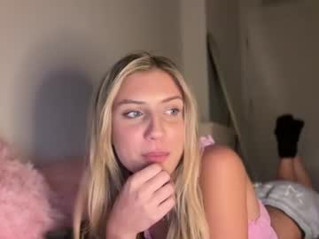 skye_summerss sex webcam