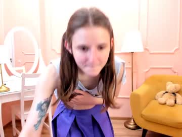 blushing_ellie sex webcam