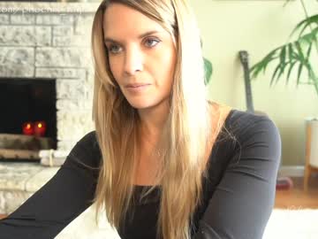 girl phoenix_taylor image #1558965