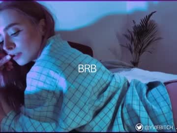 girl _yvie_ image #5892368