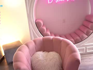 girl ashlyeroberts1 image #2606999