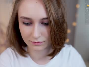 girl monimauve_ image #5233157