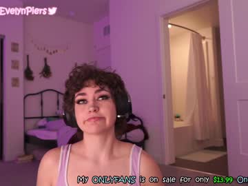 girl evelynpiers image #2315633