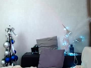 girl emily_kimm image #3685725