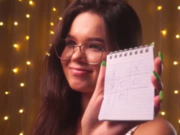 girl helenmoors image #4446283