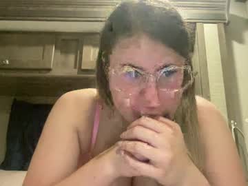 alexisdanielxo sex webcam