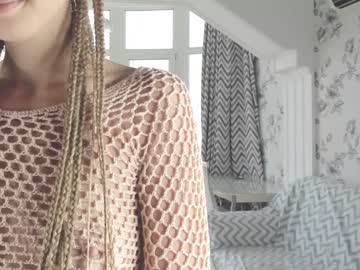 girl infinite_reality image #2029761