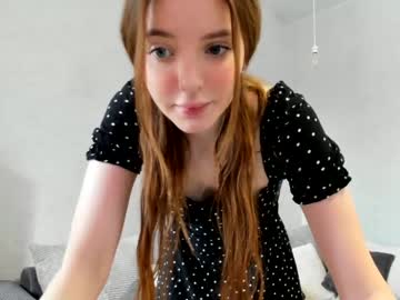 girl olli_ver image #3721530