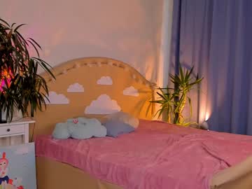 girl linellali image #2576154