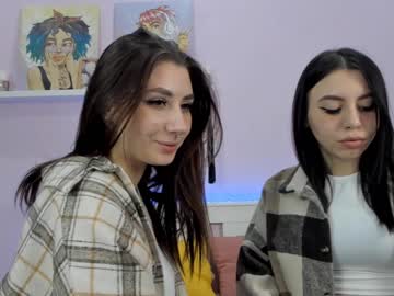 emilycarton sex webcam