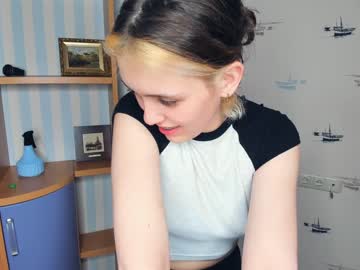 girl sun_like_hugs image #4413570