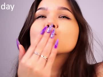 girl helenmoors image #5786738