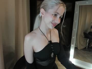 girl hi_popsy image #4410345