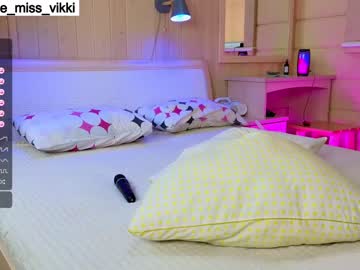 girl misss_viki image #5540823