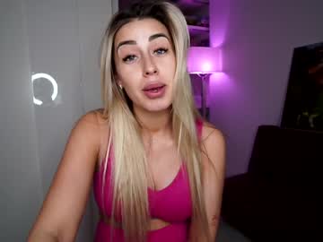 girl laurabae_ image #1549641