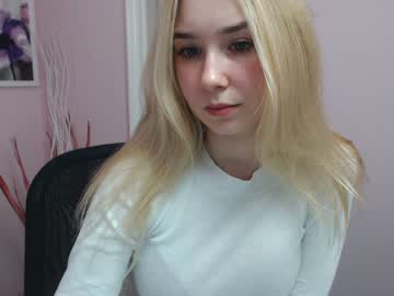 girl lila_page image #1083030