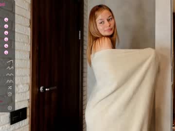 girl kateglows image #5479359