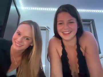 couple prettypoliteladies image #4986275