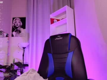 girl monro_merlin image #3557367