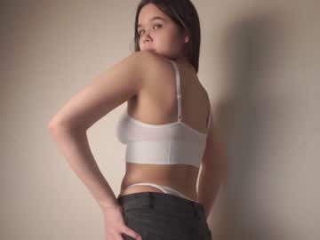 girl helenmoors image #3895615