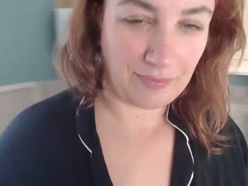 girl anniegetyourgun image #3573595