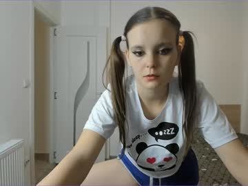 girl inwardly_beautyy image #4212091