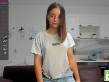 girl karalyons image #4966747