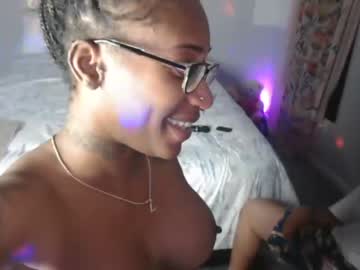 vixencapri sex webcam
