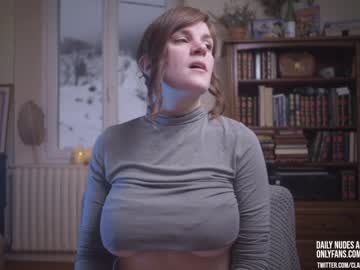 girl claire_moulin image #1047830