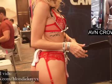 girl blondiekayy image #3432158