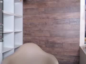 girl small_blondee image #1543927