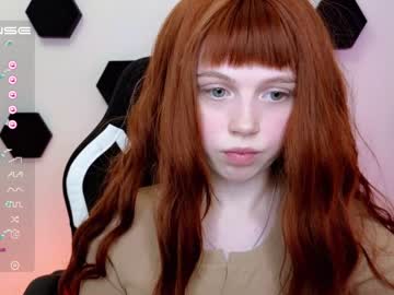 girl small_blondee image #4351323