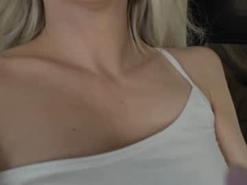 girl hi_popsy image #4159276