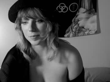 girl sisypheanlove image #5709693