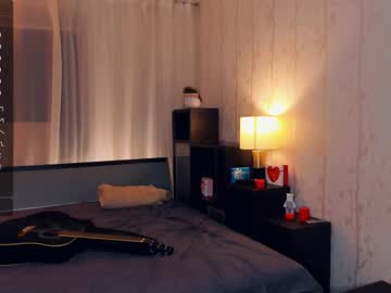 girl deliaderrick image #6284305