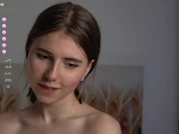 girl joandownton image #6685101