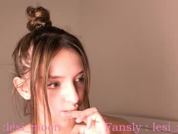 girl lesi_moon image #5048077