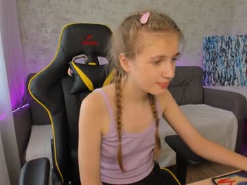 nelly_mine sex webcam