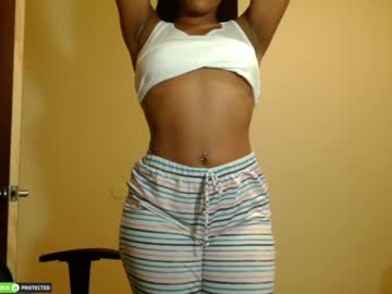 girl pursueme_ image #1488696